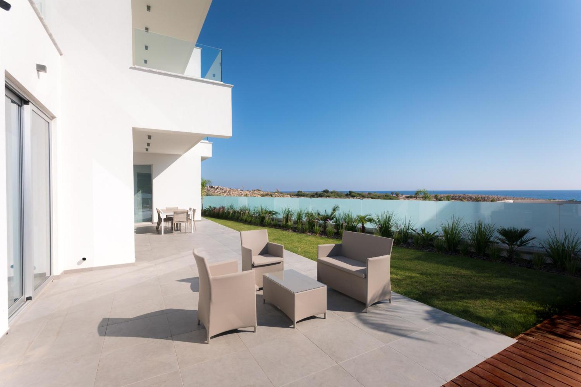 Sea Pearl Beachfront Villas - Breeze Ajia Napa Zewnętrze zdjęcie